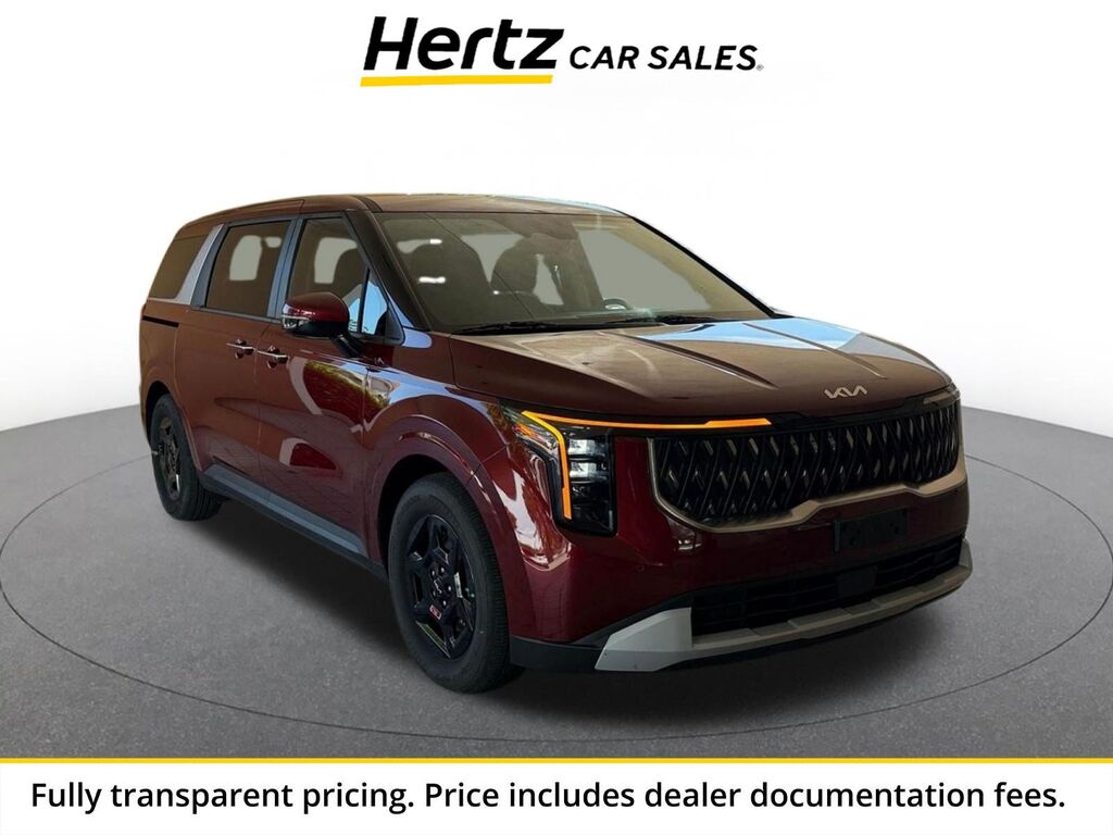 2026 Kia Carnival LXS — photo 1 of 13