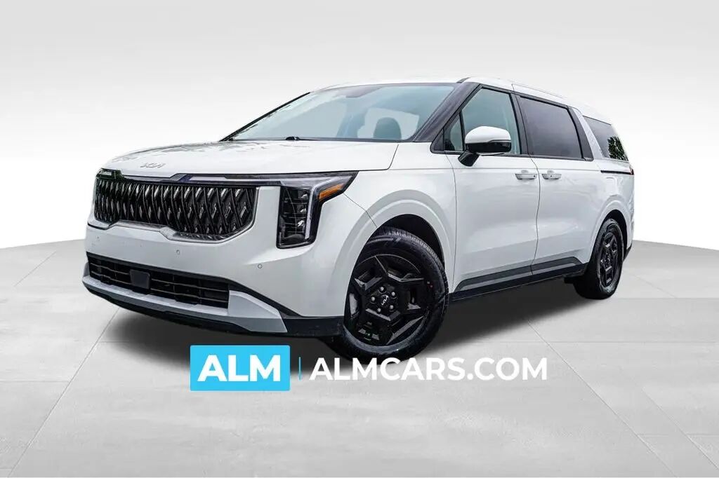 2025 Kia Carnival LXS — photo 1 of 21