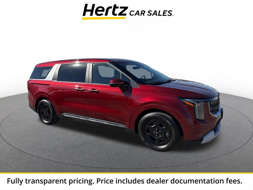 2026 Kia Carnival LXS — photo 1 of 13