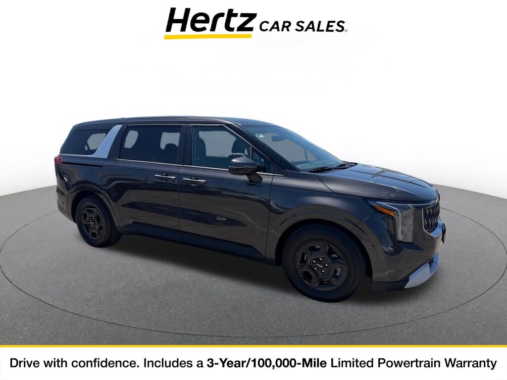 2026 Kia Carnival LXS — photo 1 of 11