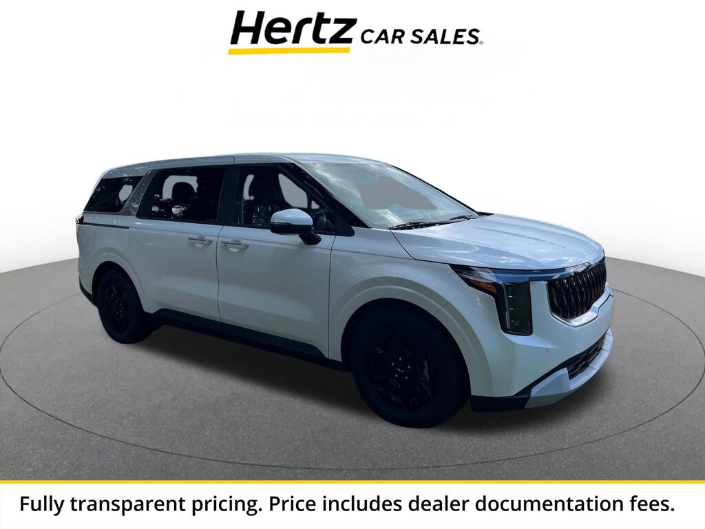 2026 Kia Carnival LXS — photo 1 of 1