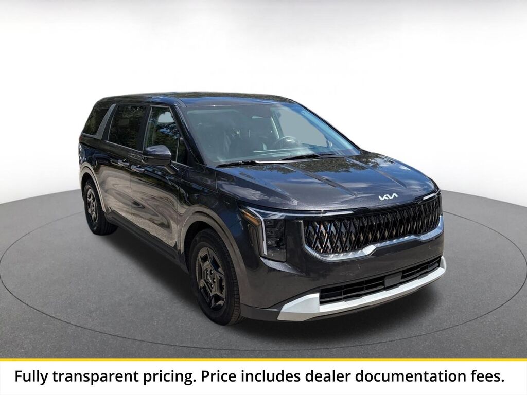 2026 Kia Carnival LXS — photo 1 of 1