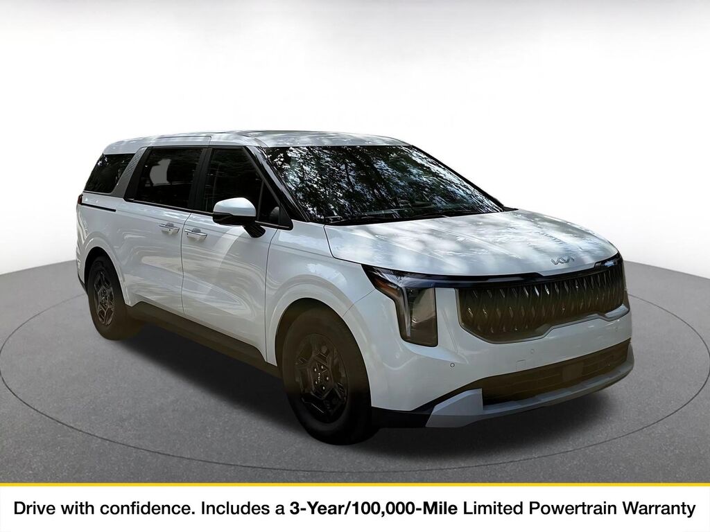 2026 Kia Carnival LXS — photo 1 of 11