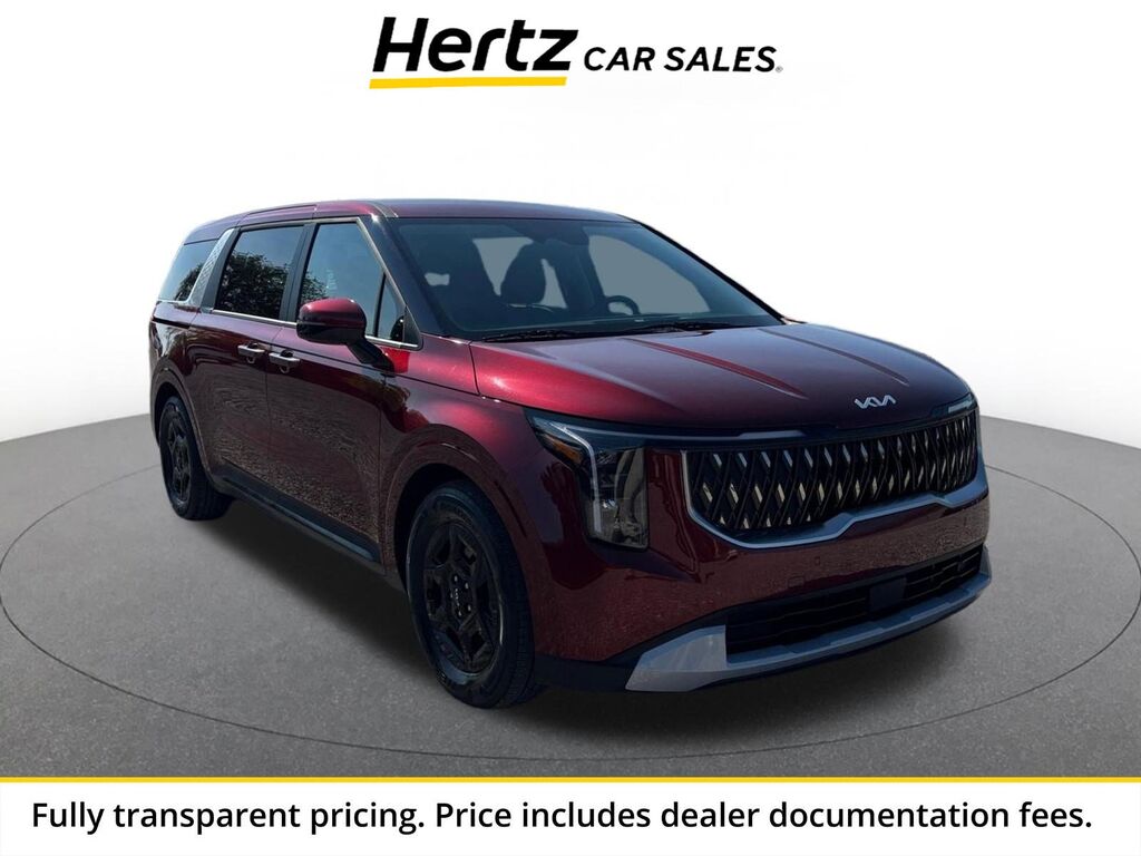 2026 Kia Carnival LXS — photo 1 of 13