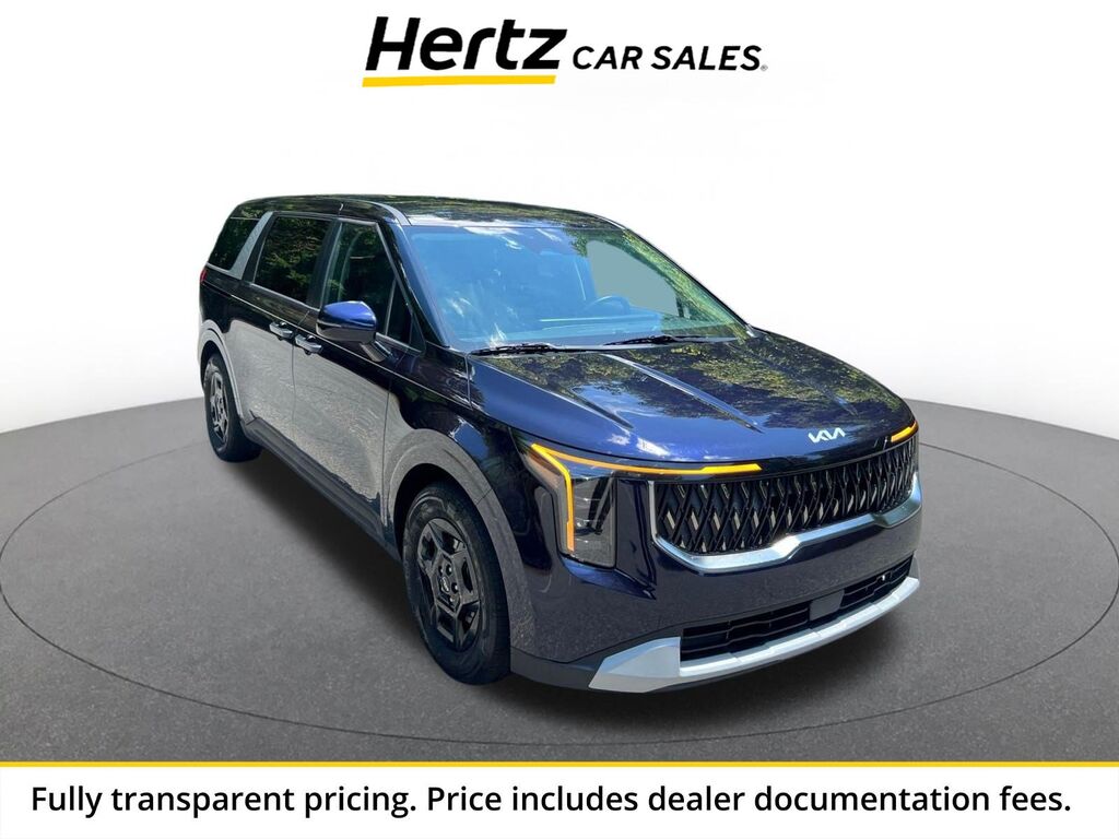 2026 Kia Carnival LXS — photo 1 of 13