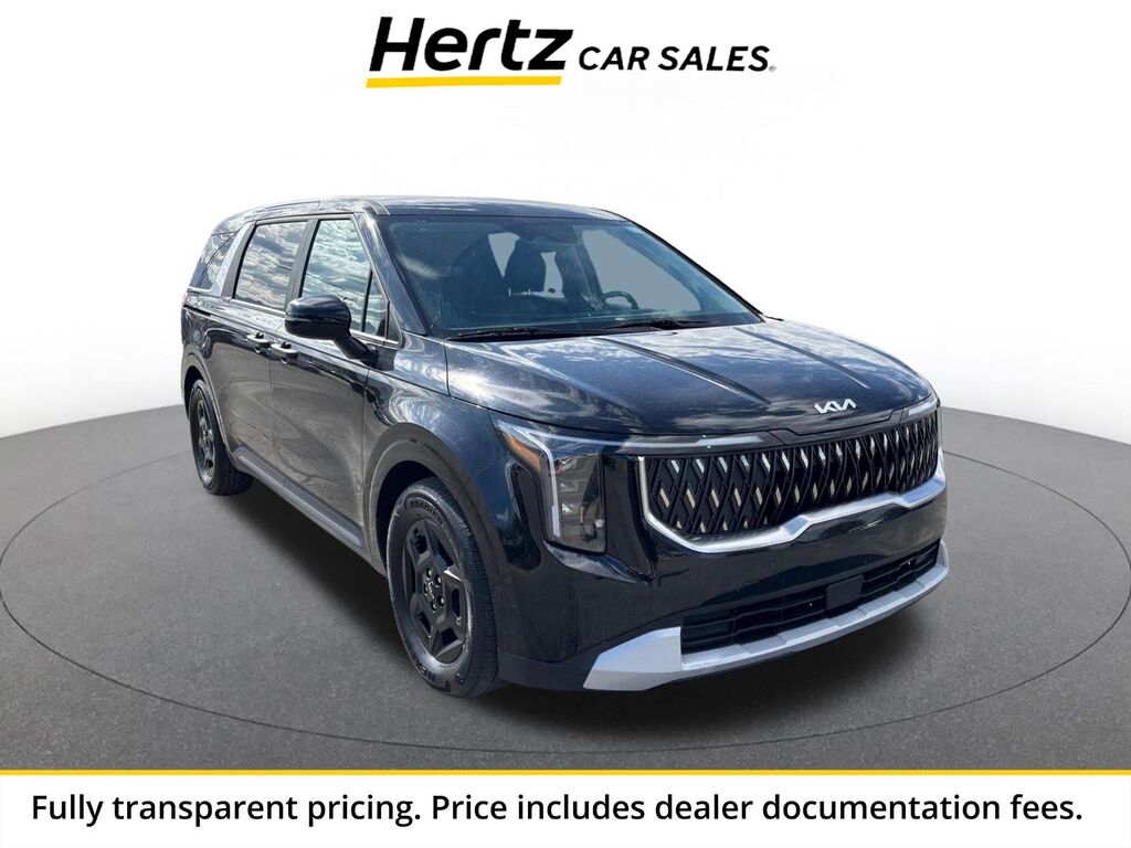 2026 Kia Carnival LXS — photo 1 of 1