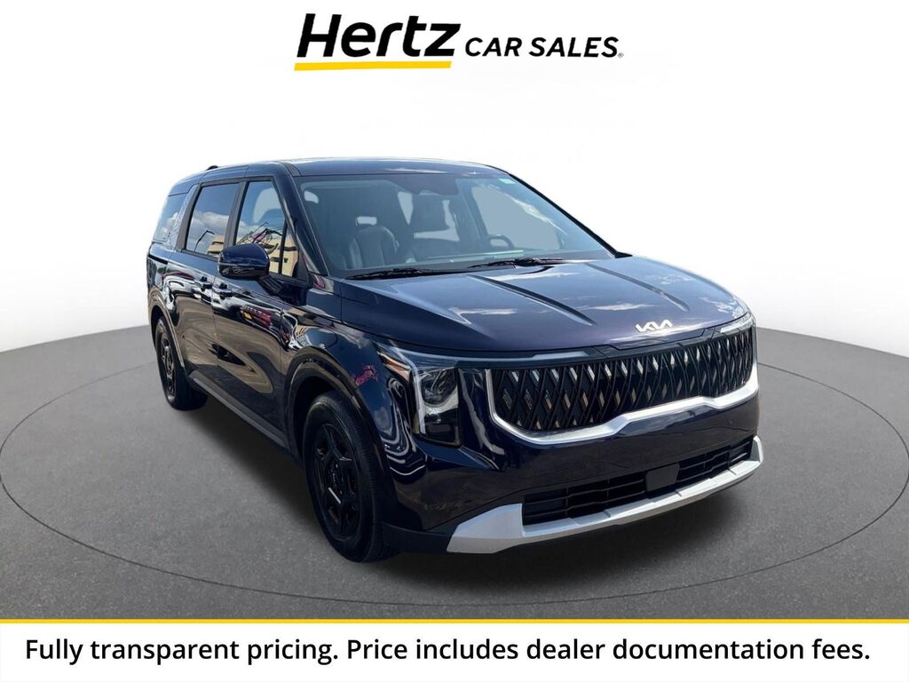 2026 Kia Carnival LXS — photo 1 of 13