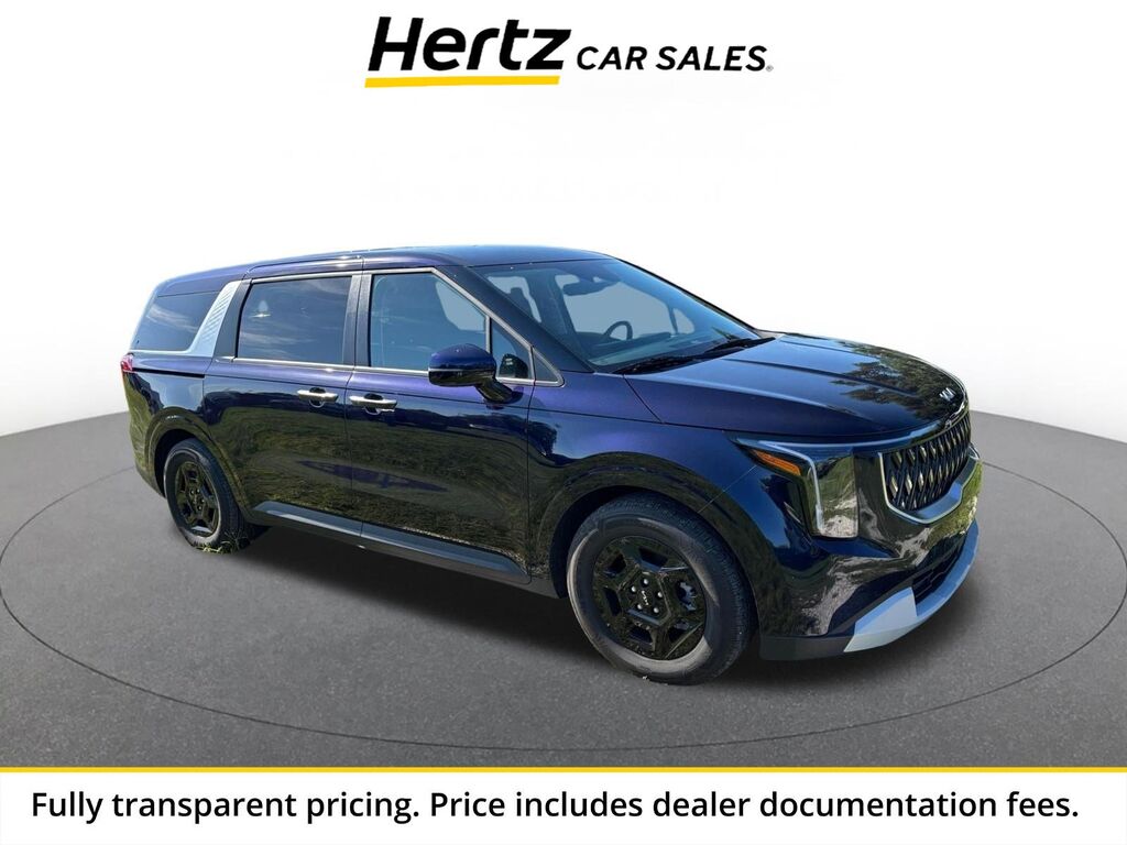 2026 Kia Carnival LXS — photo 1 of 23