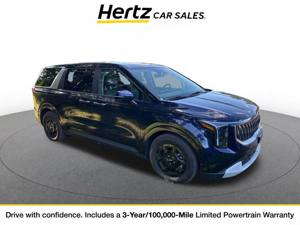 2026 Kia Carnival LXS — photo 1 of 11