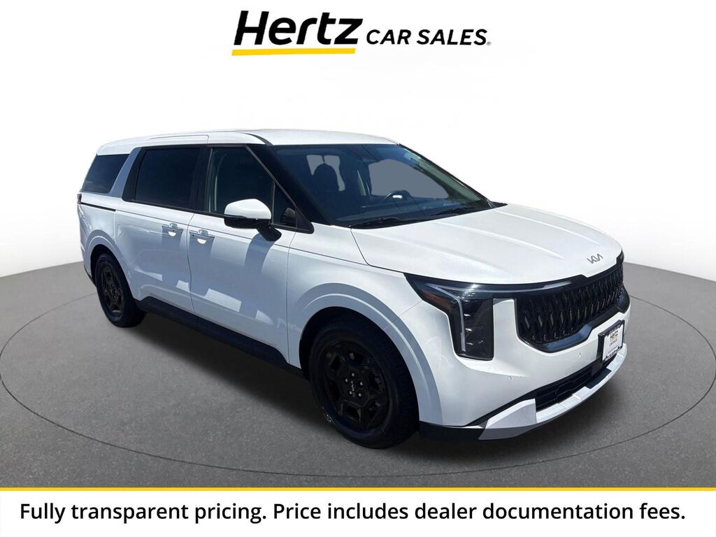 2026 Kia Carnival LXS — photo 1 of 13