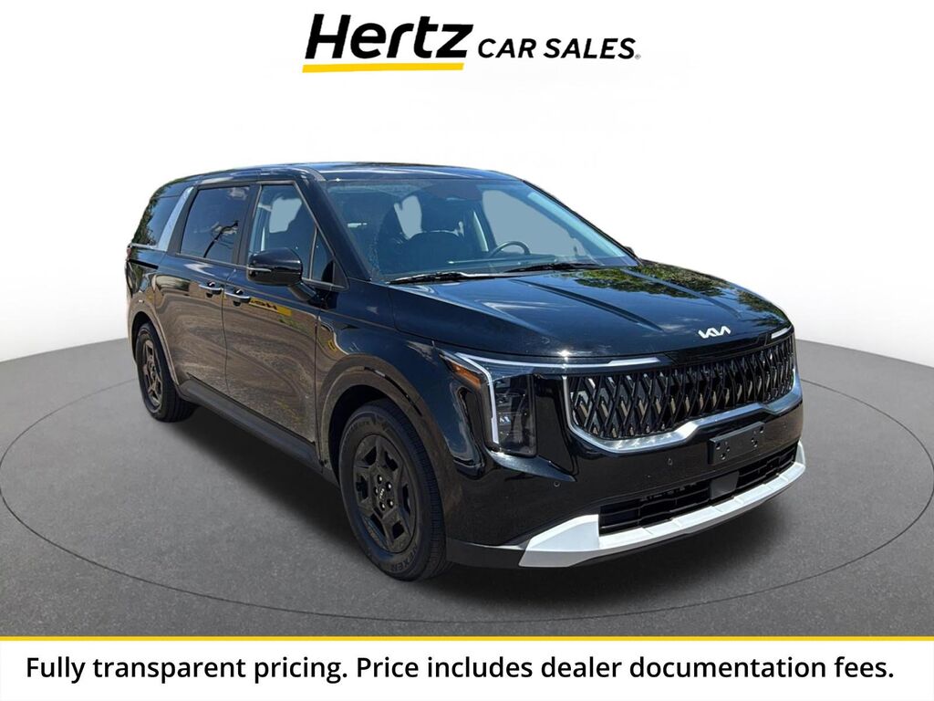 2026 Kia Carnival LXS — photo 1 of 13