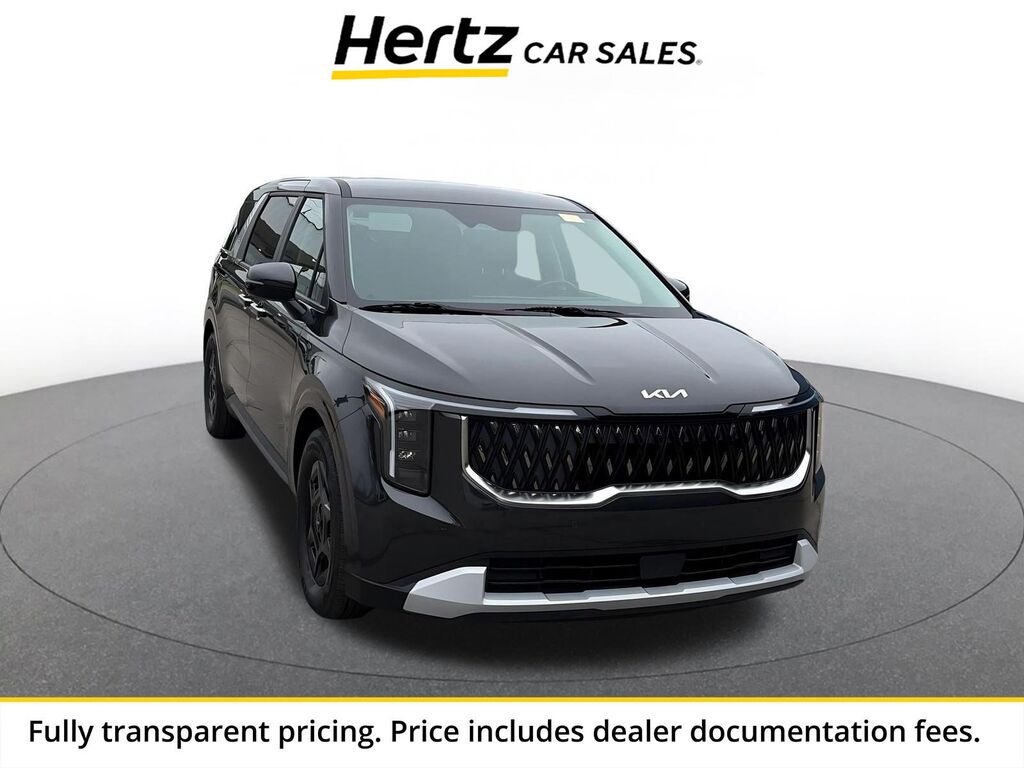 2026 Kia Carnival LXS — photo 1 of 13