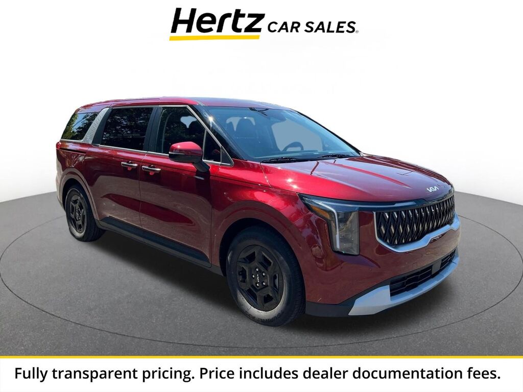 2026 Kia Carnival LXS — photo 1 of 13