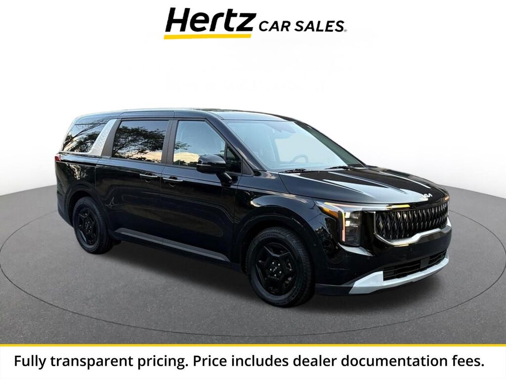 2026 Kia Carnival LXS — photo 1 of 1
