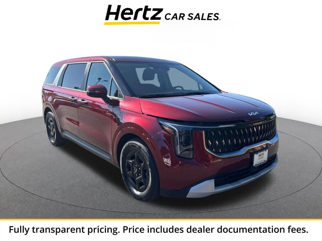 2026 Kia Carnival LXS — photo 1 of 13