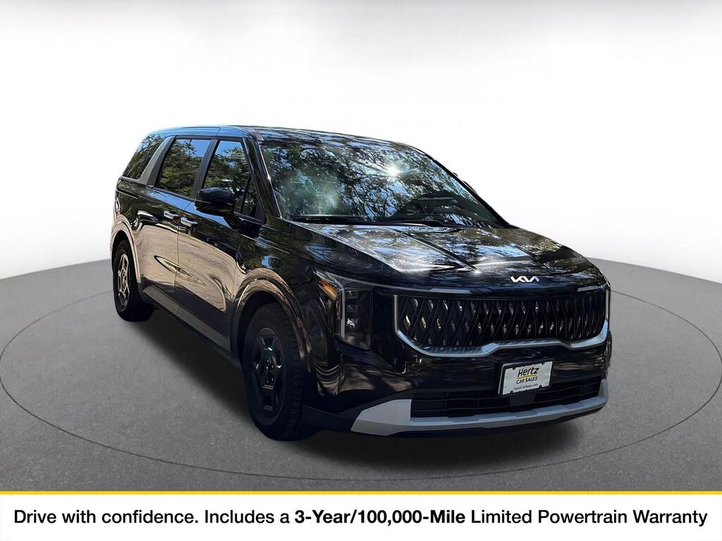 2026 Kia Carnival LXS — photo 1 of 1