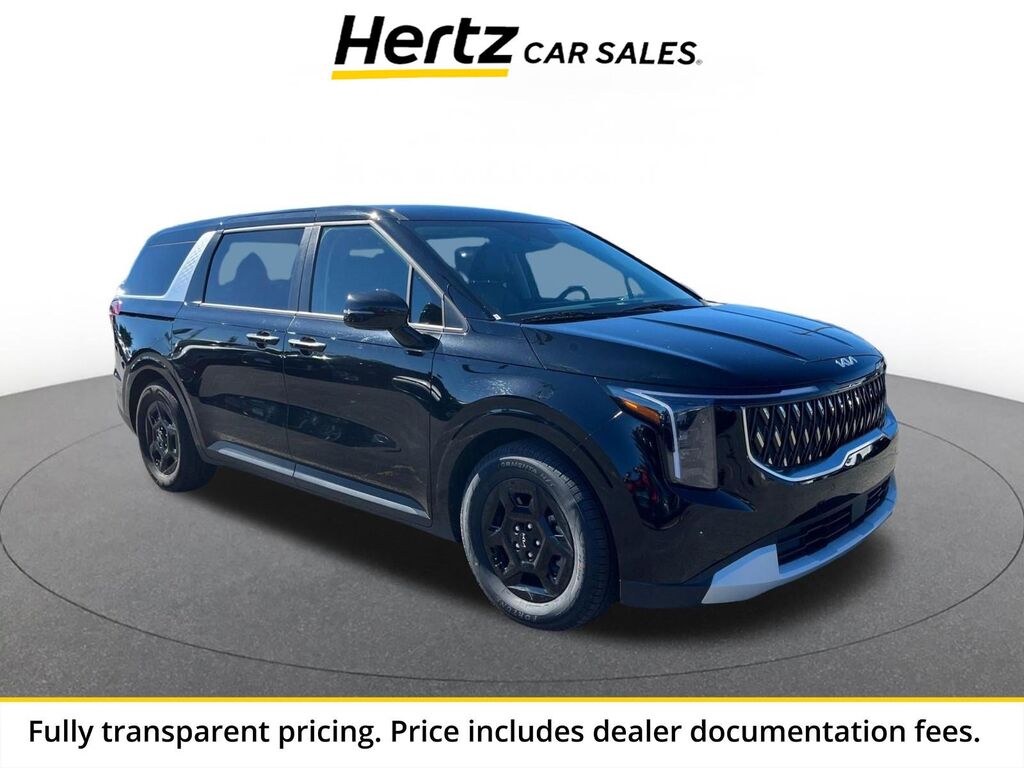2026 Kia Carnival LXS — photo 1 of 13