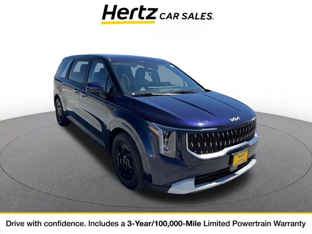 2026 Kia Carnival LXS — photo 1 of 11