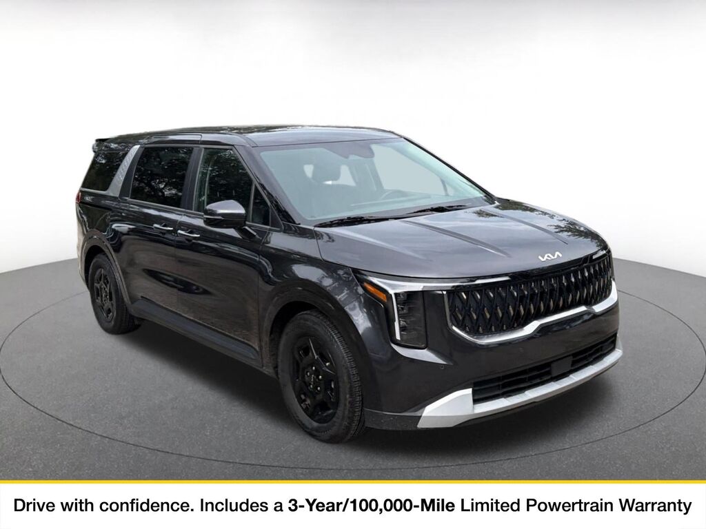 2026 Kia Carnival LXS — photo 1 of 11