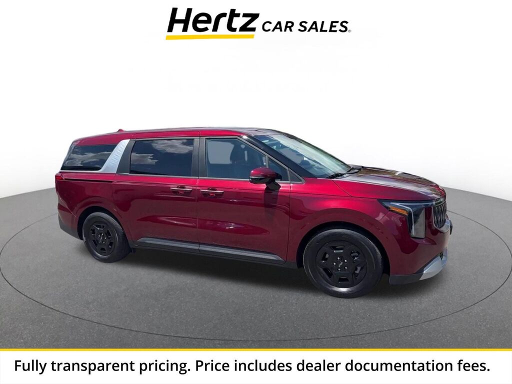 2026 Kia Carnival LXS — photo 1 of 13