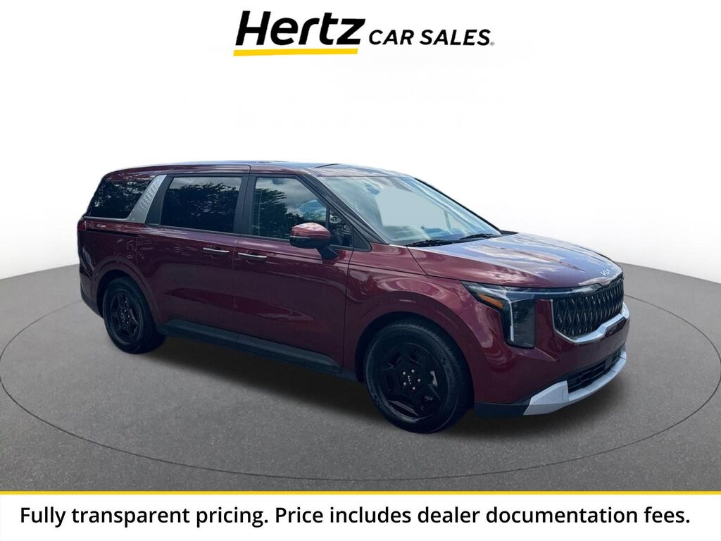 2026 Kia Carnival LXS — photo 1 of 13
