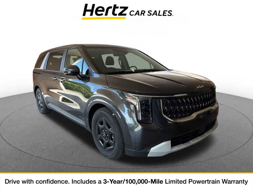 2026 Kia Carnival LXS — photo 1 of 11