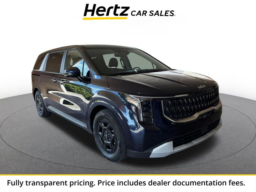 2026 Kia Carnival LXS — photo 1 of 13