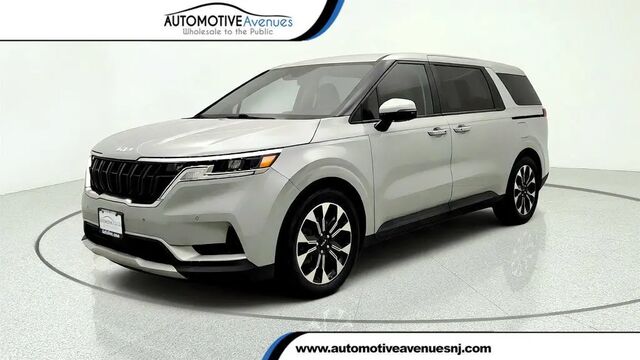 2024 Kia Carnival EX