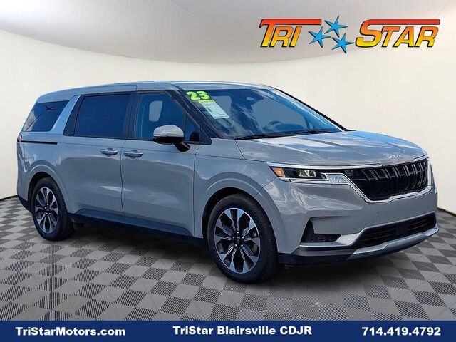 2023 Kia Carnival EX