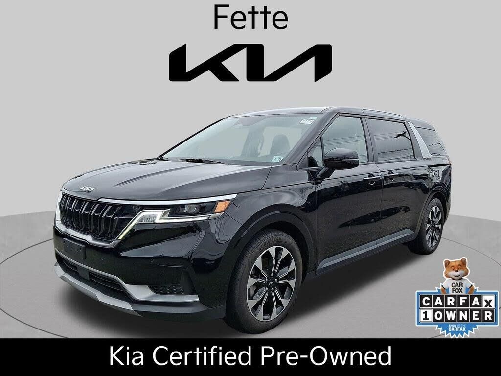 2024 Kia Carnival EX — photo 1 of 1