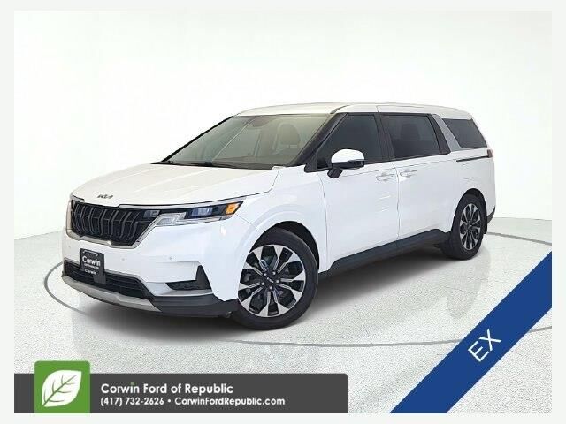 2024 Kia Carnival EX