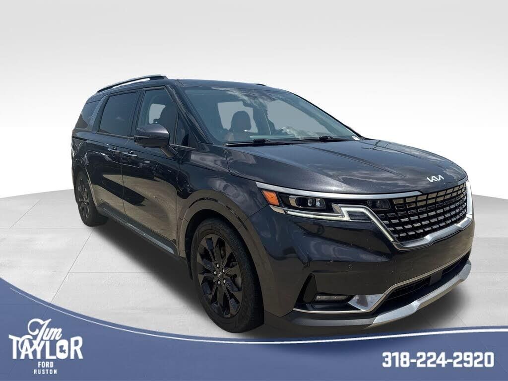 2023 Kia Carnival SX Prestige — photo 1 of 1