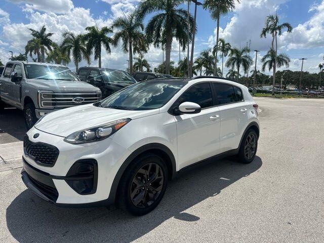 2021 Kia Sportage S — photo 1 of 7