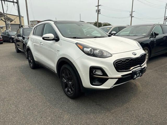 2020 Kia Sportage S — photo 1 of 13