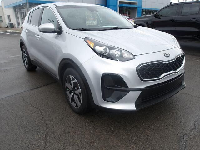 2022 Kia Sportage LX — photo 1 of 13