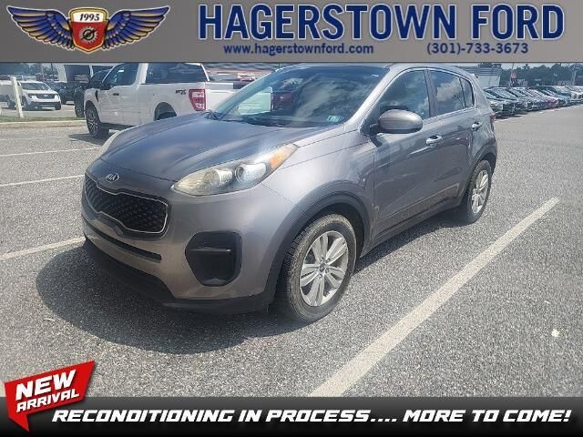 2017 Kia Sportage LX — photo 1 of 26