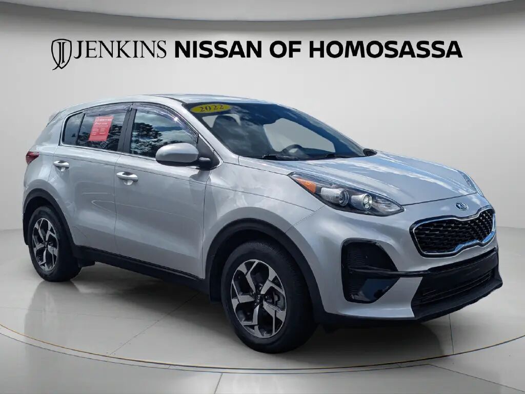 2022 Kia Sportage LX — photo 1 of 10