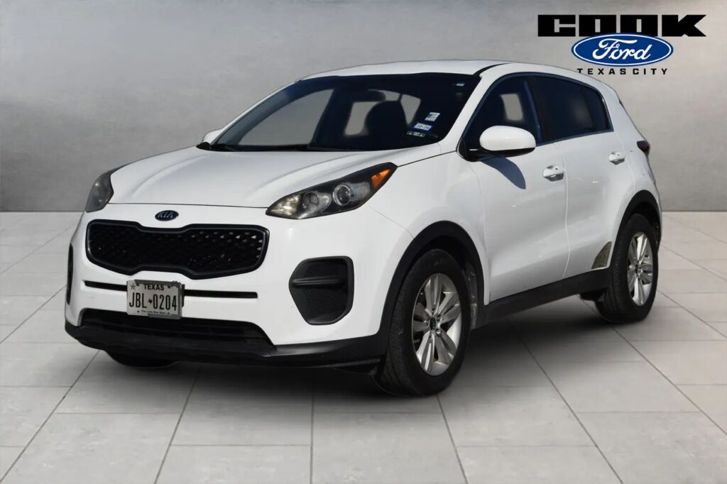 2017 Kia Sportage LX — photo 1 of 13