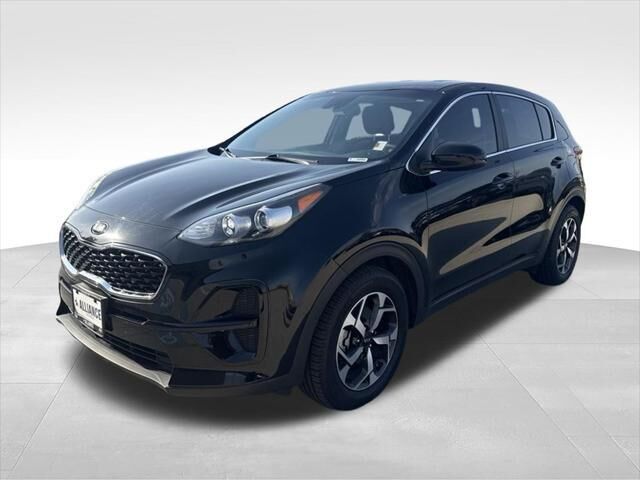 2022 Kia Sportage LX — photo 1 of 3