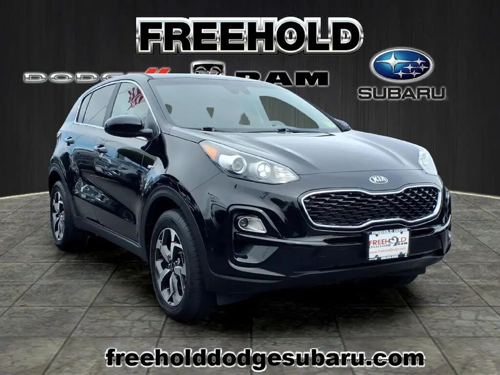 2022 Kia Sportage LX — photo 1 of 13