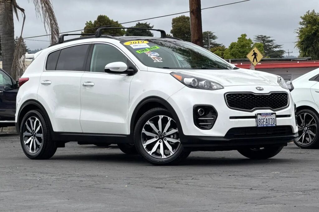 2019 Kia Sportage EX — photo 1 of 31