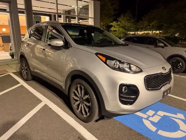 2017 Kia Sportage EX — photo 1 of 13