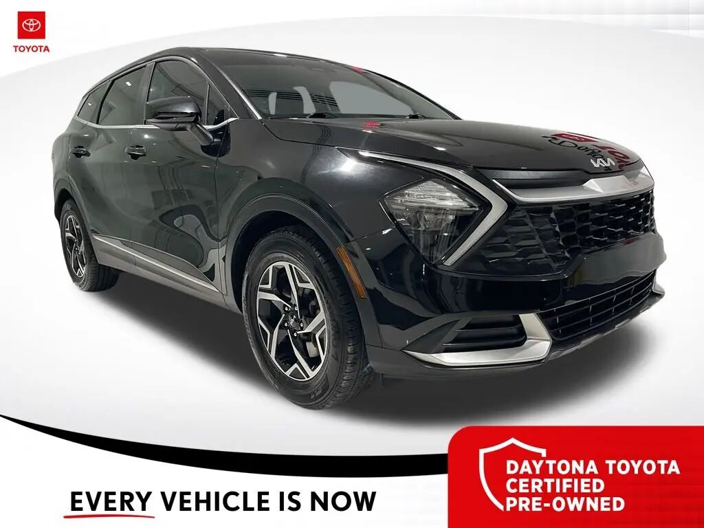 2023 Kia Sportage LX — photo 1 of 13