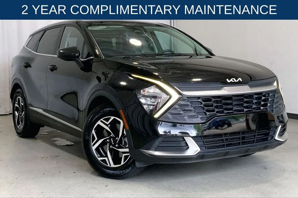 2023 Kia Sportage LX — photo 1 of 26