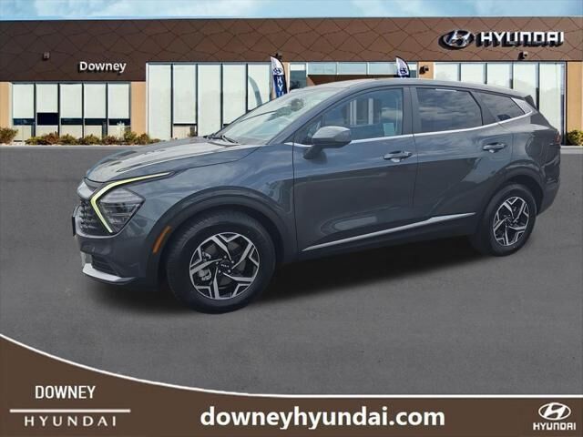 2025 Kia Sportage LX — photo 1 of 39