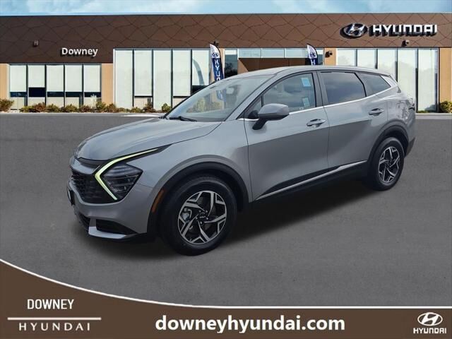 2025 Kia Sportage LX — photo 1 of 39
