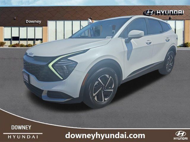2024 Kia Sportage Hybrid LX — photo 1 of 1