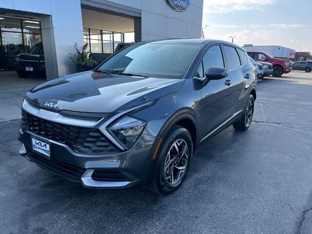 2023 Kia Sportage LX — photo 1 of 26