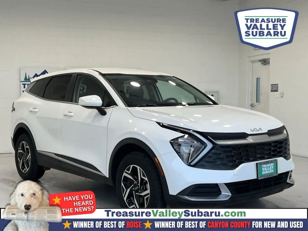 2023 Kia Sportage LX — photo 1 of 13