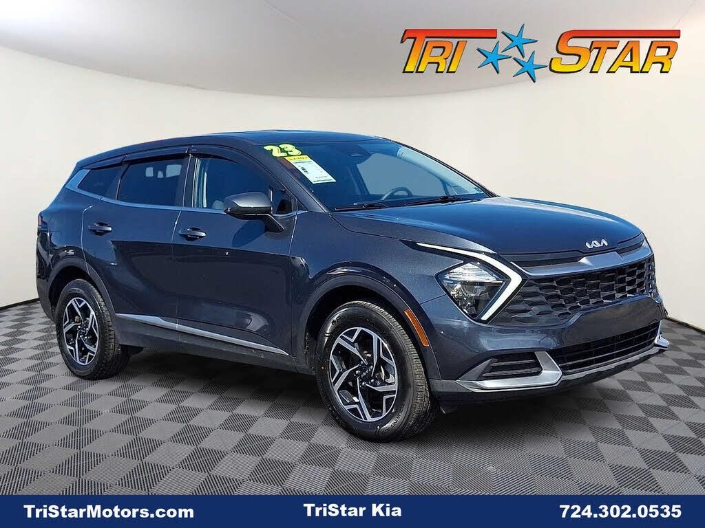 2023 Kia Sportage LX — photo 1 of 2